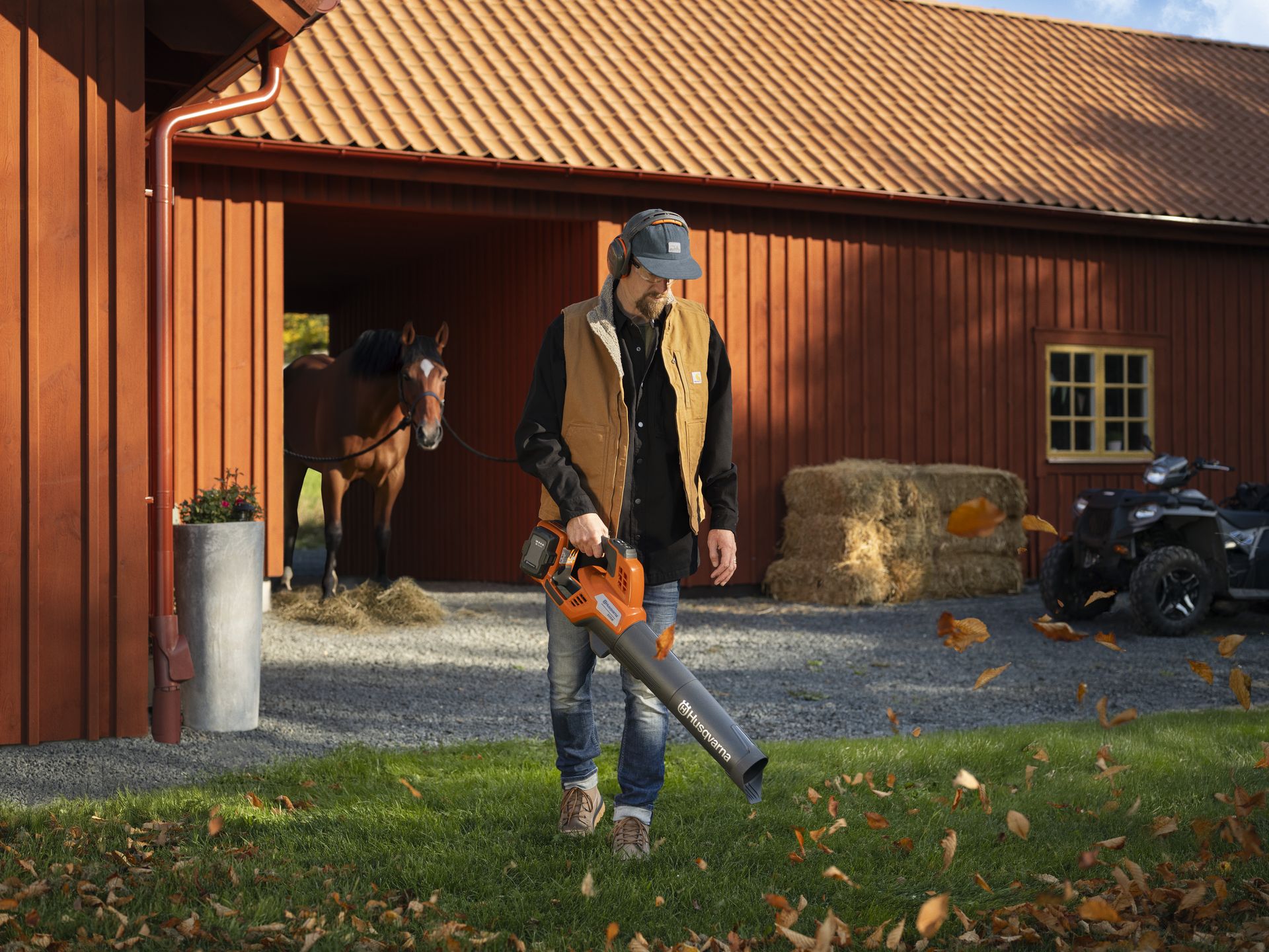 HUSQVARNA 335iB Souffleur de feuilles à batterie