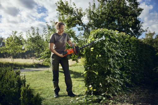 HUSQVARNA_322iHD60_Akku-Heckenschere