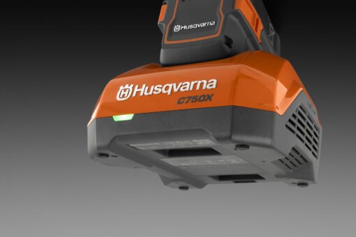 HUSQVARNA_40-C750X_Akku-Ladegeraet