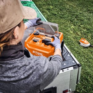 STIHL AL 1802 MO Schnellladegerät