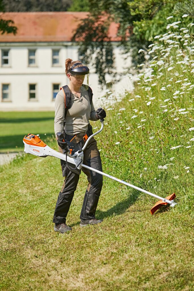 STIHL FSA 135 AkkuFreischneider, ohne Akku, ohne Ladegerät