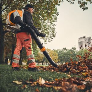 STIHL_BRA_600_Akku-Laubblaeser