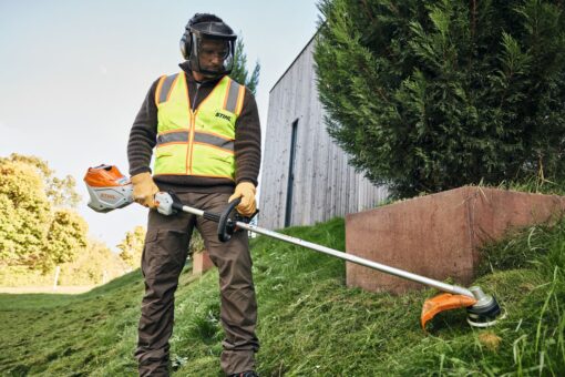 STIHL_FSA_120_R_Akku-Motorsense