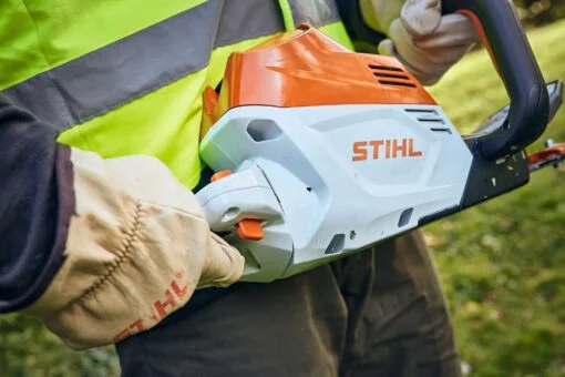 STIHL_HSA_100_Akku-Heckenschere