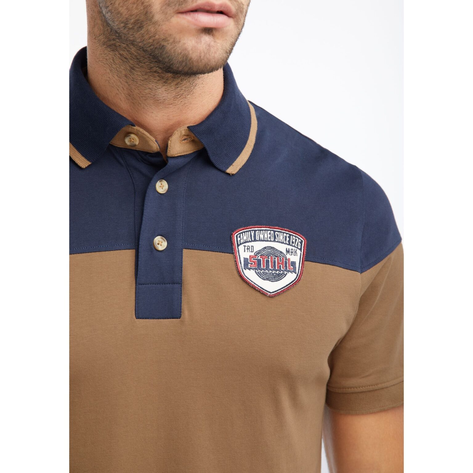 STIHL_Poloshirt_Family_owned_sand