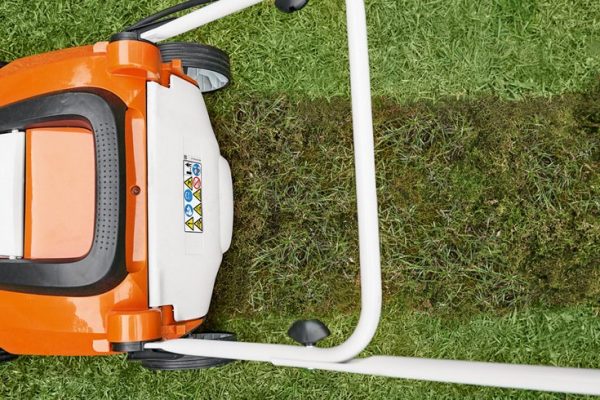 STIHL RLA 240 Akku Vertikutierer